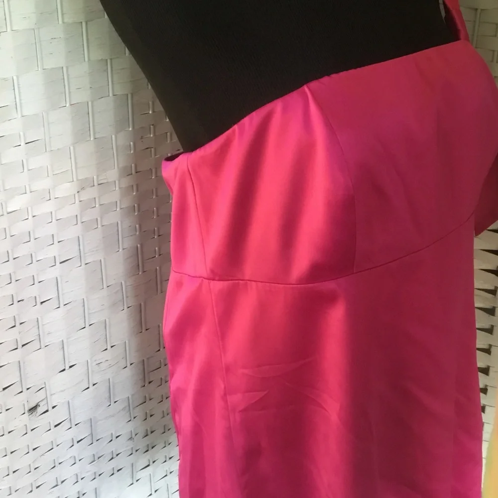 💖See New Listing 💖 Ann Taylor Loft Fuchsia Magenta One Shoulder Top 14   NWT - Picture 5 of 9